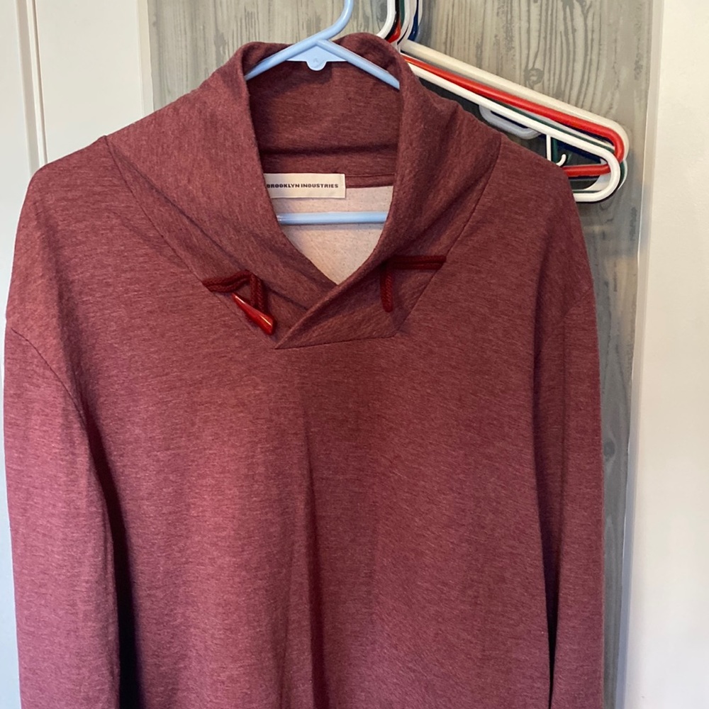 Brooklyn Industries Light Sweater - Size Medium